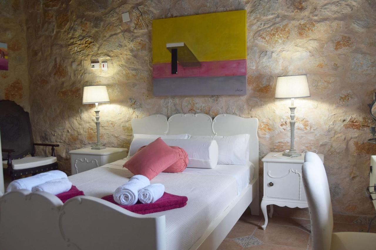 Stone Built Villa Galatia, Poolside & Perfect View Karés Buitenkant foto