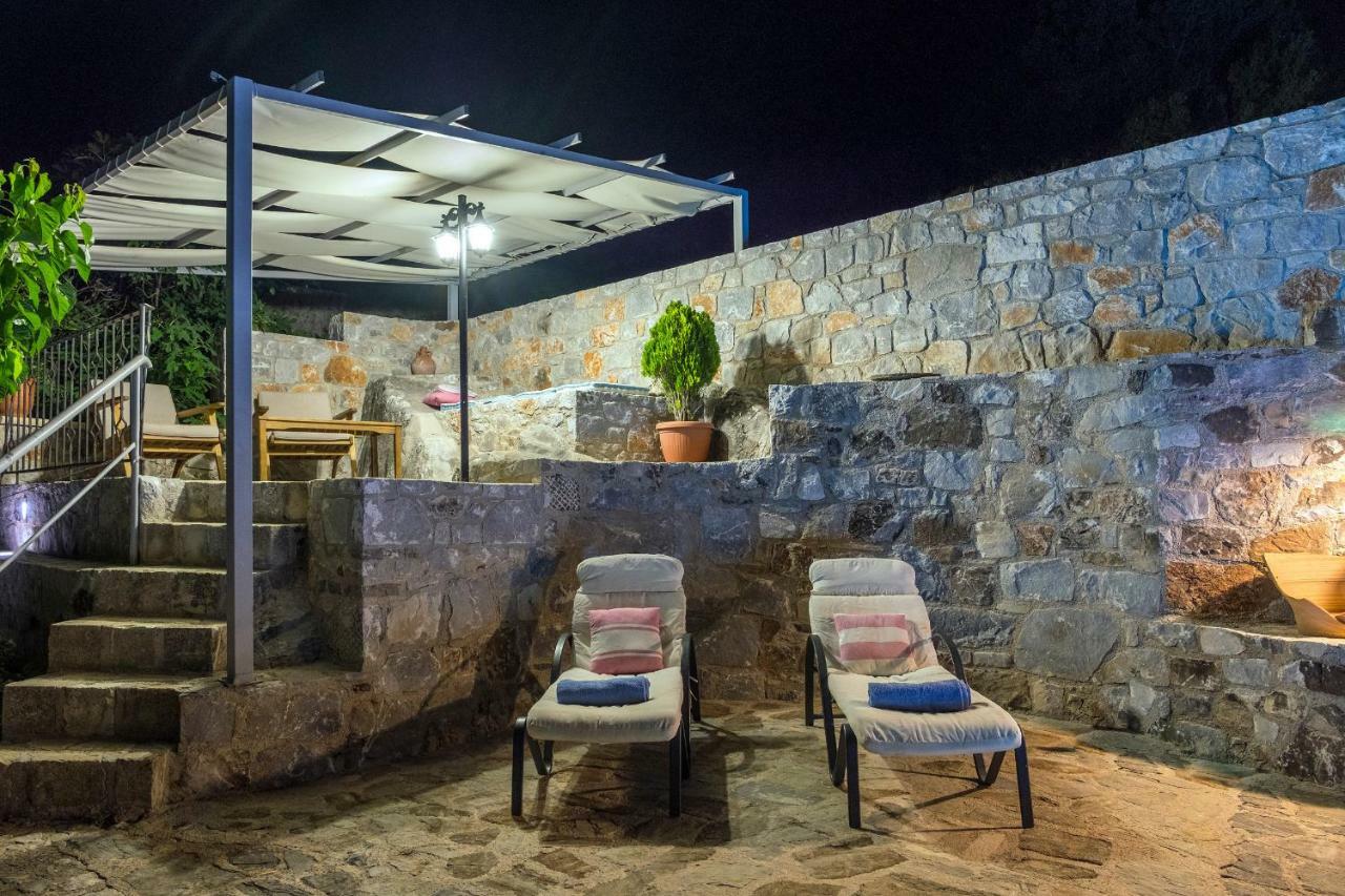 Stone Built Villa Galatia, Poolside & Perfect View Karés Buitenkant foto