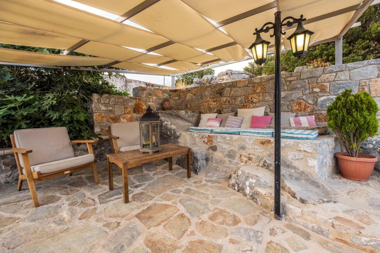 Stone Built Villa Galatia, Poolside & Perfect View Karés Buitenkant foto