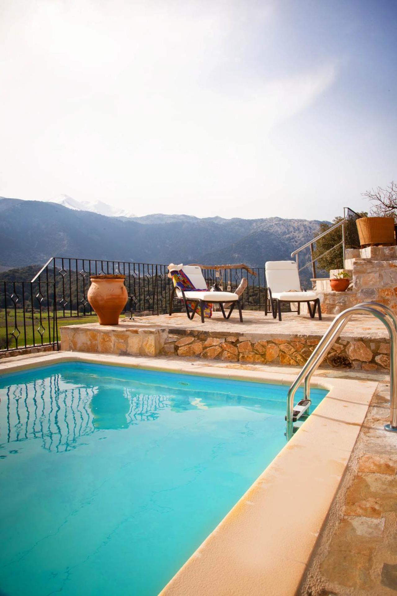 Stone Built Villa Galatia, Poolside & Perfect View Karés Buitenkant foto
